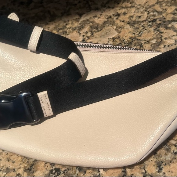 NWT Coach X Tom Wesselmann Warren Belt Bag, ivory and black - Picture 2 of 2